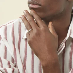 Histoire d'Or Alliance Hercule Striee Demi Jonc Classique Or Blanc Hot