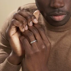 Histoire d'Or Alliance Isidro Ruban Sable Or Blanc New