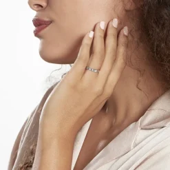 Histoire d'Or Alliance Marya Carree Diamantee Ruban Plat or blanc Clearance