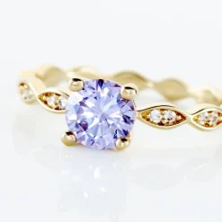 Histoire d'Or Bague Kurt Plaqué Or Jaune Oxyde De Zirconium plaqué or jaune oxyde lavande Sale