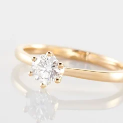 Histoire d'Or Bague Solitaire Athena or jaune diamant
