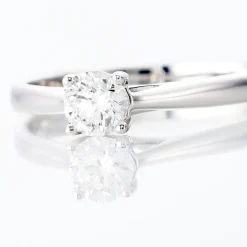 Histoire d'Or Bague Solitaire Victoria Or Blanc Diamant Sale