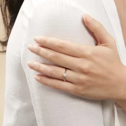 Histoire d'Or Bague Solitaire Victoria Or Blanc Diamant Sale