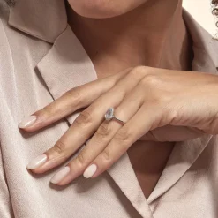 Histoire d'Or Bague Trick Or Blanc Topaze Et Oxyde or blanc topaze bleu sky Sale