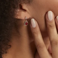 Histoire d'Or Boucles D'oreilles Pendantes Brigita Plaqué Or Pierre Et Oxyde plaqué or jaune pierre rouge Sale