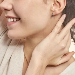 Histoire d'Or Boucles D'oreilles Pendantes Navette Or Blanc Saphir Discount