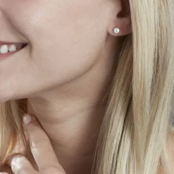 Histoire d'Or Boucles D'oreilles Puces 4 Griffes Or Blanc Diamant Synthetique Outlet