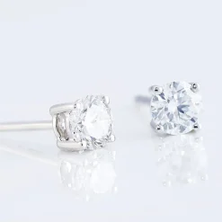 Histoire d'Or Boucles D'oreilles Puces 4 Griffes Or Blanc Diamant Synthetique or blanc diamant synthétique blanc Online