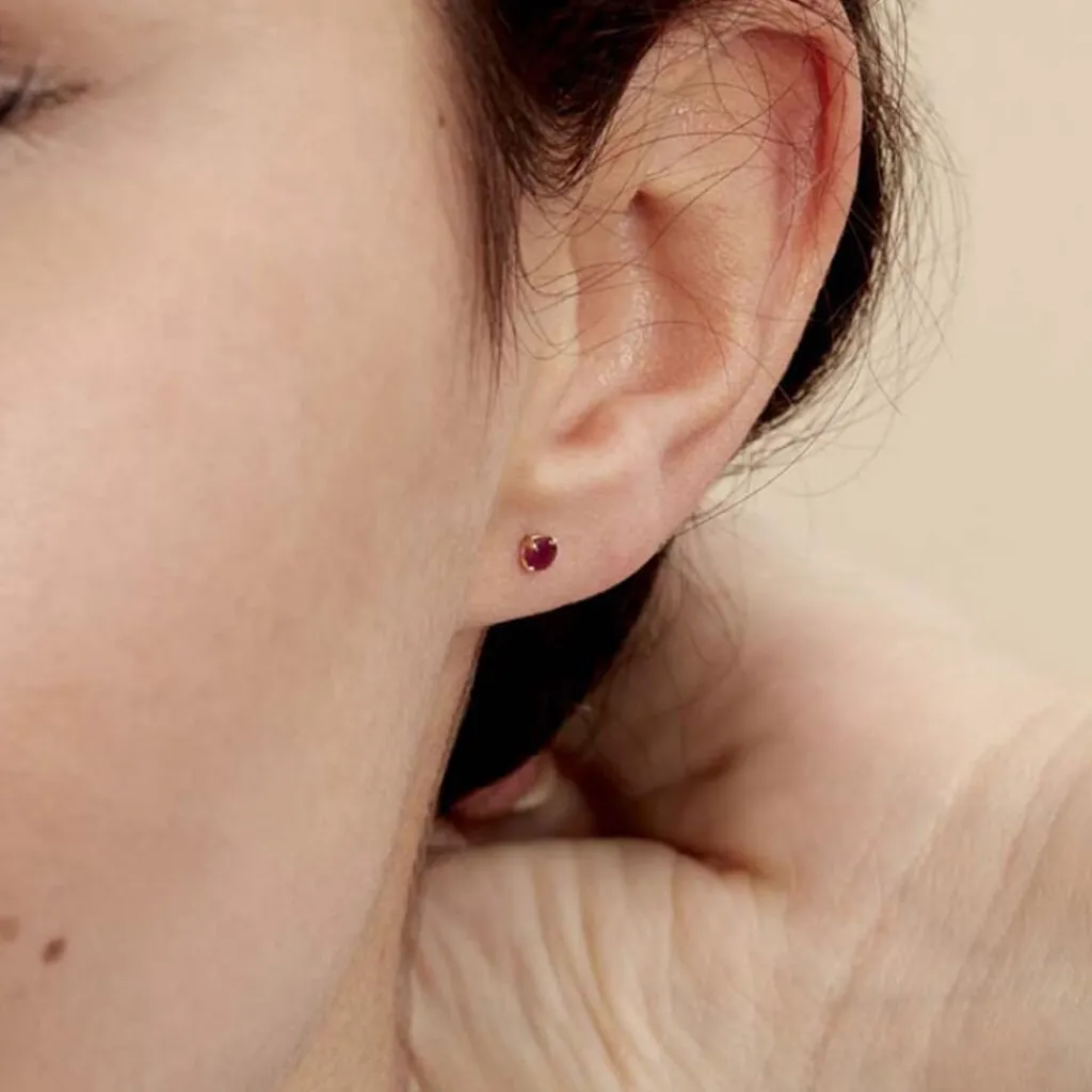 Histoire d'Or Boucles D'oreilles Puces Elea Serti Griffe or jaune rubis New