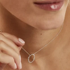 Histoire d'Or Collier Amene Or Blanc Diamant Hot