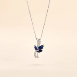 Histoire d'Or Collier Angie Diamant or blanc saphir