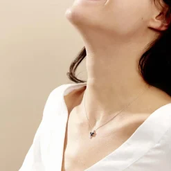 Histoire d'Or Collier Angie Diamant or blanc saphir