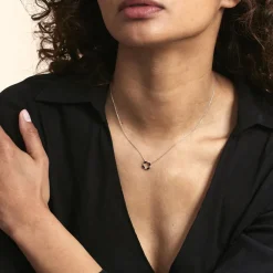 Histoire d'Or Collier Arlina Or Blanc Saphir Et Diamant Best