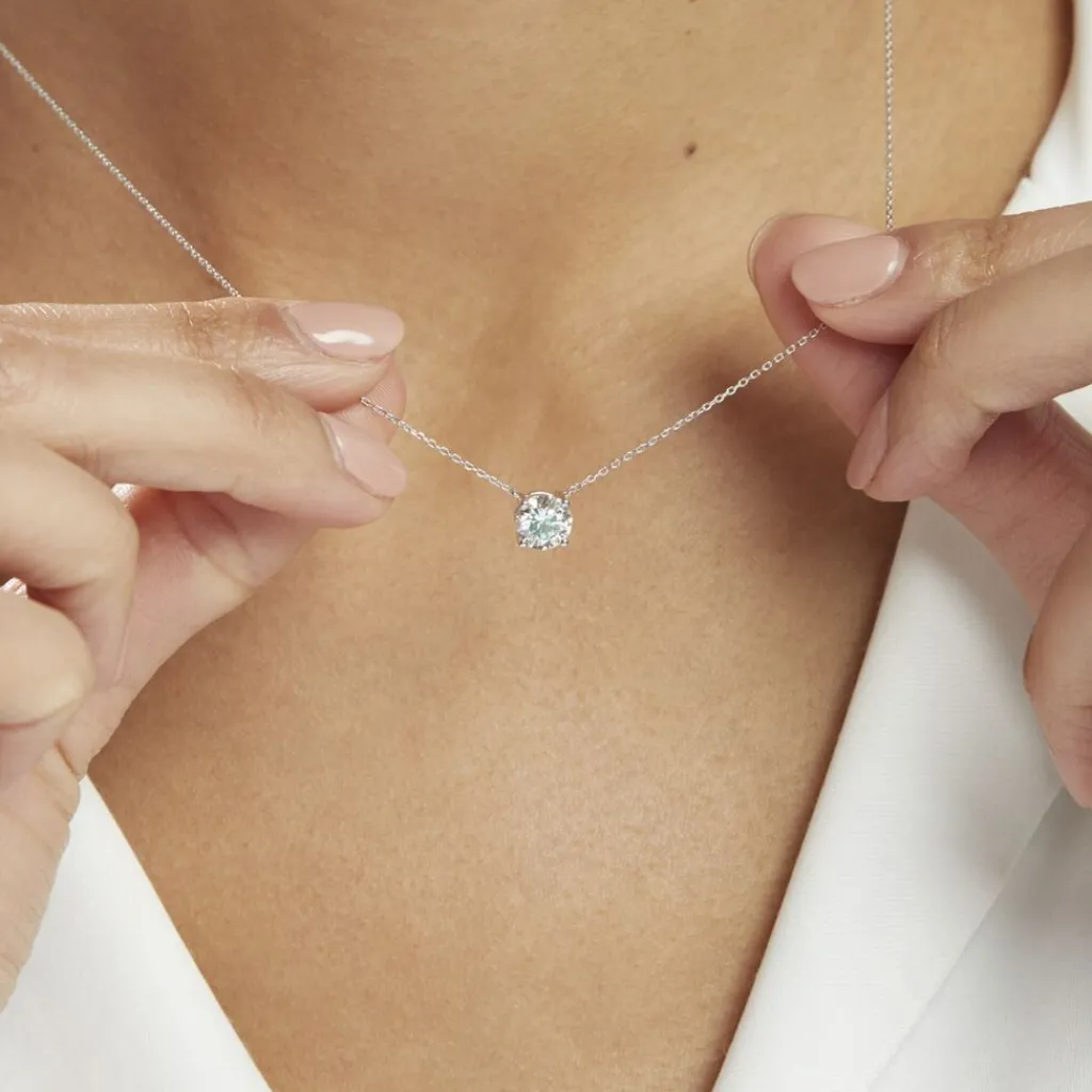 Histoire d'Or Collier Collection Aphrodite Or Blanc Diamant Synthetique or blanc diamant synthétique New