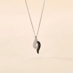 Histoire d'Or Collier Sculptural Or Blanc Diamant Hot