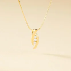 Histoire d'Or Collier Trilogie Or Jaune Diamant