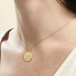 Histoire d'Or Médaille Or Jaune Saint Joseph Discount