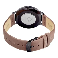 ARCTIK Montre Nomade Noir cadran noir fond noir bracelet cuir marron Hot