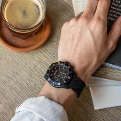 ARCTIK Montre Oxcal Noir cadran noir fond noir bracelet acier noir