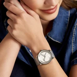 CALVIN KLEIN Montre Iconic Mesh Argent cadran argenté fond argenté bracelet acier argenté Online