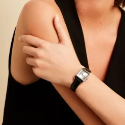 CASIO COLLECTION Montre Gris cadran argenté fond gris bracelet cuir de vache noir New