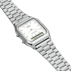 CASIO COLLECTION Montre Vintage Blanc cadran argenté fond blanc bracelet acier argenté Sale