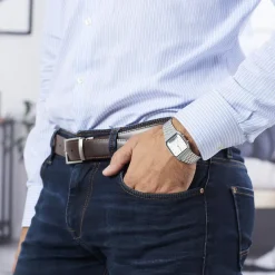 CASIO COLLECTION Montre Vintage Blanc cadran argenté fond blanc bracelet acier argenté Sale