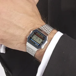 CASIO COLLECTION Montre Vintage 2 Tons cadran argenté fond noir bracelet acier argenté Best