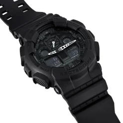 CASIO G-SHOCK Montre Black & White Noir cadran noir fond noir bracelet résine noire Outlet