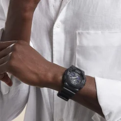 CASIO G-SHOCK Montre Black & White Noir cadran noir fond noir bracelet résine noire Outlet