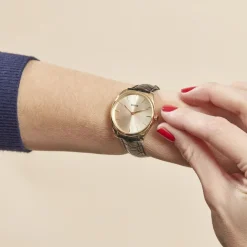 CLUSE Montre Feroce Petite Doré cadran doré fond doré bracelet cuir noir Clearance