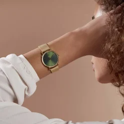 CLUSE Montre Minuit Vert cadran doré fond vert bracelet acier doré Online