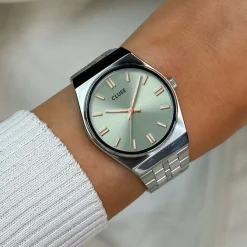 CLUSE Montre Retro 70's Vert cadran argenté fond vert bracelet acier argenté Best