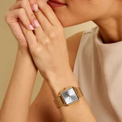 CLUSE Montre Tetragone Bleu cadran doré fond bleu bracelet acier doré Sale