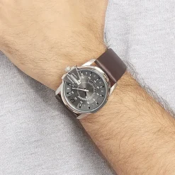 DIESEL Montre Master Chief Gris cadran argenté fond gris bracelet cuir marron Best