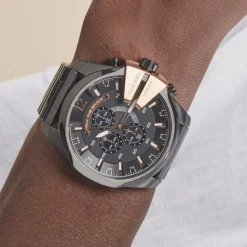 DIESEL Montre Mega Chief Noir cadran noir fond noir bracelet acier noir Best