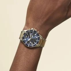 EMPORIO ARMANI Montre Bleu cadran doré rose/argenté fond bleu bracelet acier argenté/doré Outlet