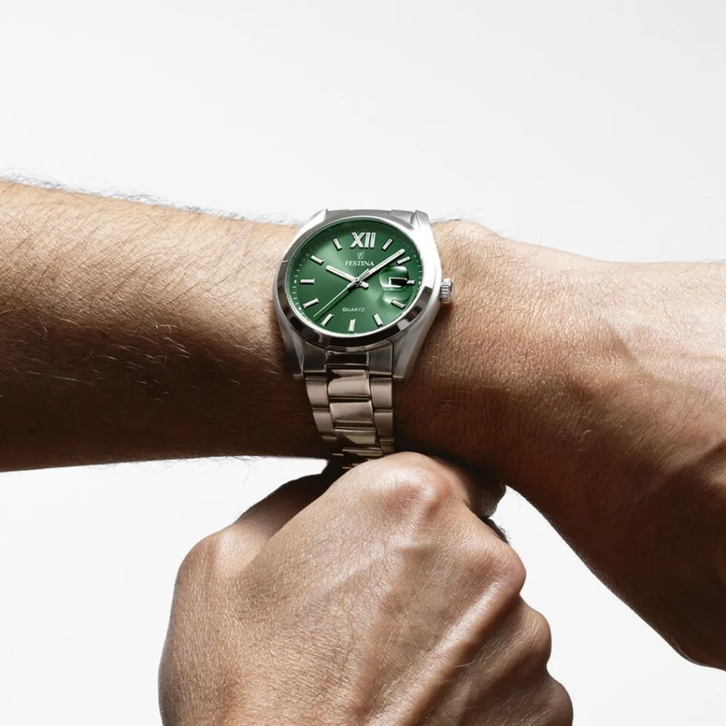 FESTINA Montre Classics Vert cadran argenté fond vert bracelet acier argenté Discount