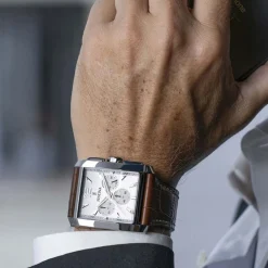 FESTINA Montre On The Square Chrono Argenté cadran argenté fond argenté bracelet cuir marron Hot