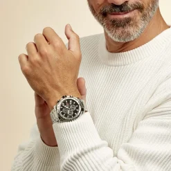 FESTINA Montre Timeless Chronograph Noir cadran argenté fond noir bracelet acier argenté New