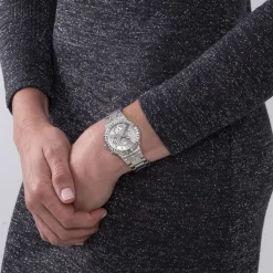 GUESS Montre Moonlight Argenté cadran argenté fond argenté bracelet acier argenté Hot