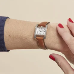 HERBELIN Montre V Avenue Nacre cadran argenté fond blanc bracelet cuir doré Sale