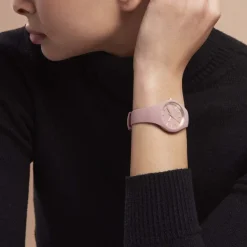 ICE WATCH Montre Ice Glam Brushed Rose cadran rose fond rose bracelet silicone rose