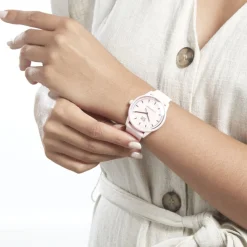 ICE WATCH Montre Solar Power Rose cadran rose fond rose bracelet silicone rose Hot