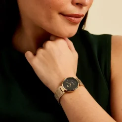 LACOSTE Montre Orba Noir cadran doré fond noir bracelet acier doré Hot