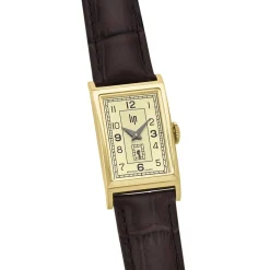 LIP Montre Churchill T18 Doré cadran doré fond doré bracelet cuir marron Outlet