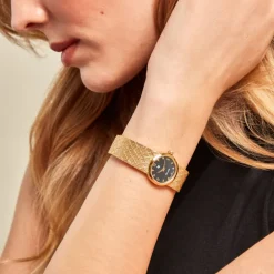 LIP Montre Henriette 22 Nacre Noire cadran doré fond nacre noire bracelet acier doré Best