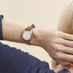 LIP Montre Himalaya 29 C艙ur Battant Argenté cadran argenté fond argenté bracelet cuir marron