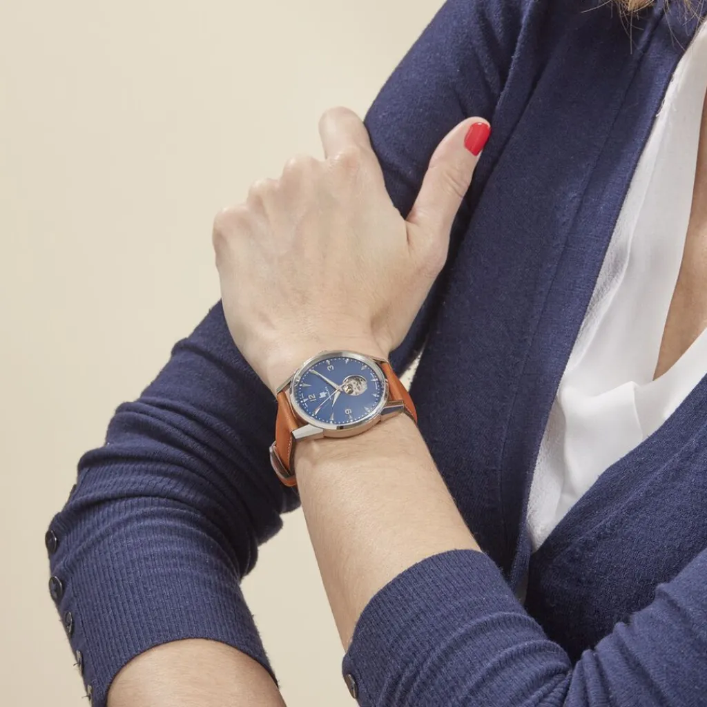 LIP Montre Himalaya C艙ur Battant 40 Bleu cadran argenté fond bleu bracelet cuir marron Sale