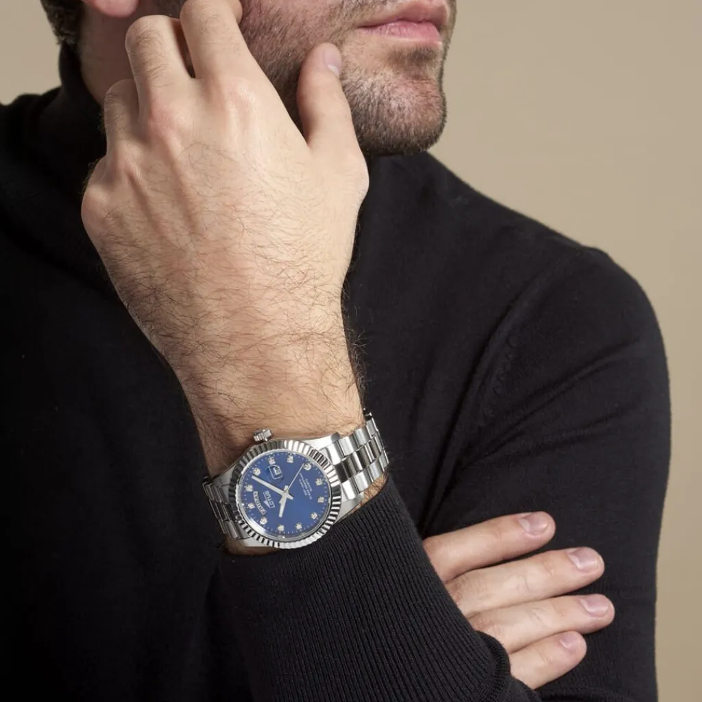 LOTUS Montre Freedom Collection Bleu cadran argenté fond bleu bracelet acier argenté New